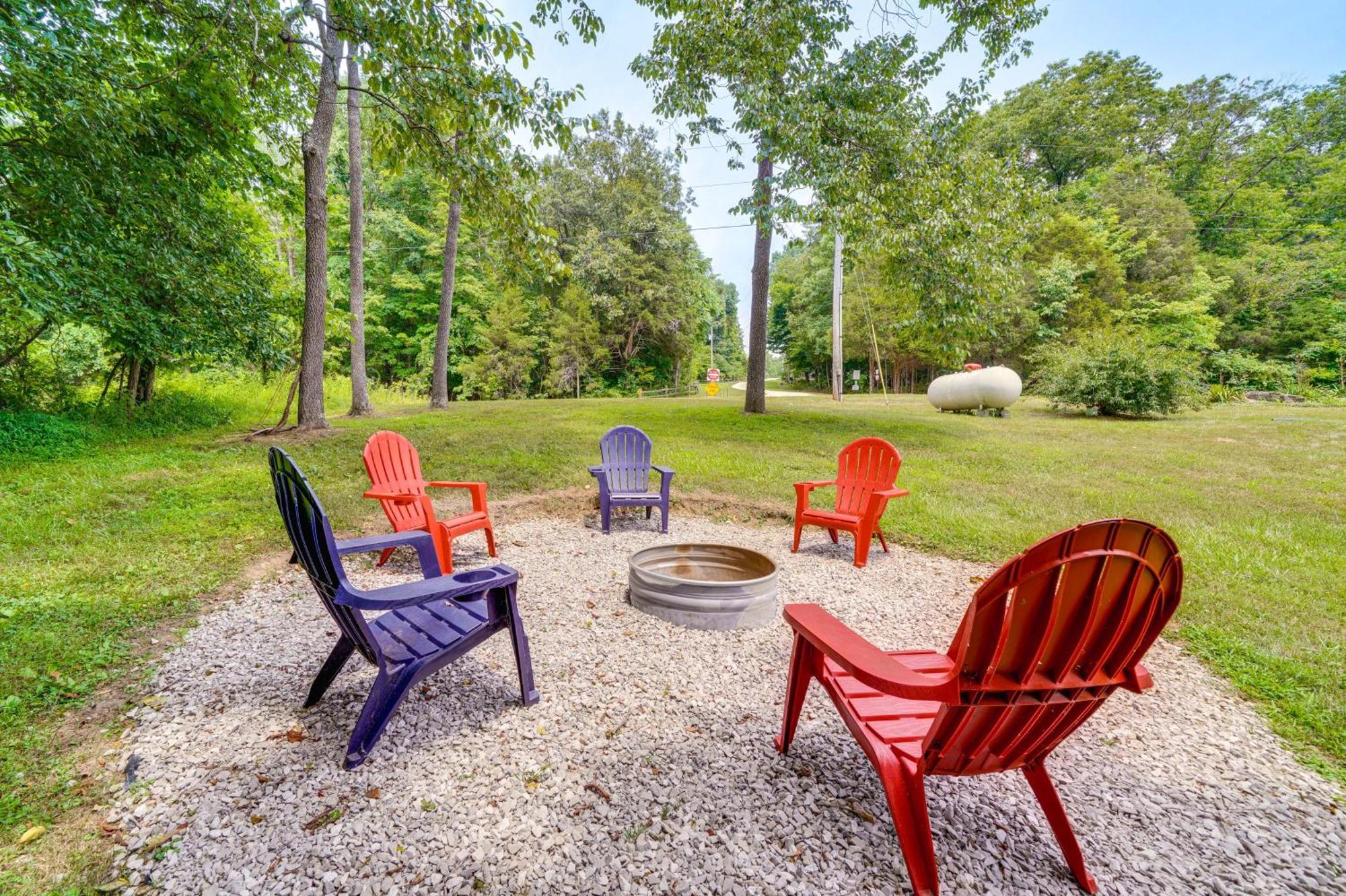 Modern Eckerty Home With Deck On Patoka Lake! Taswell Екстериор снимка